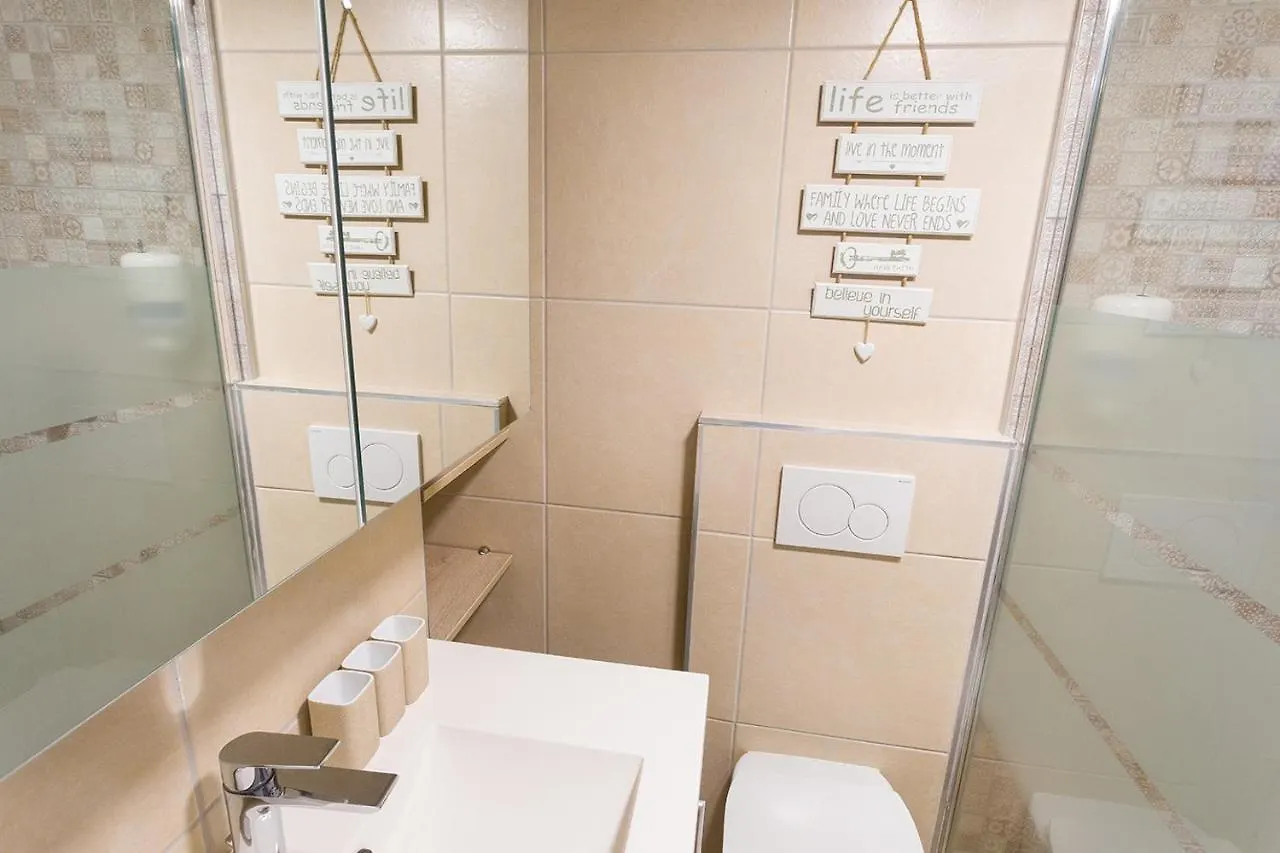 Aromatic Herbs Loft -New, Central & Parking Apartment Ljubljana